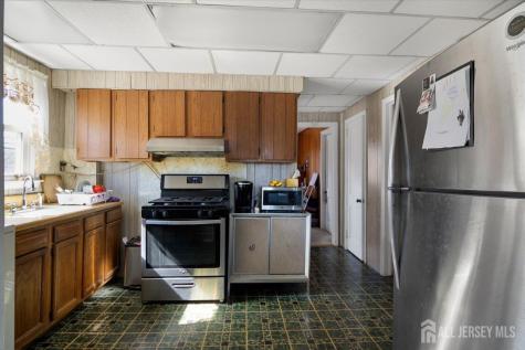690 Rahway Avenue Woodbridge Proper NJ 07095