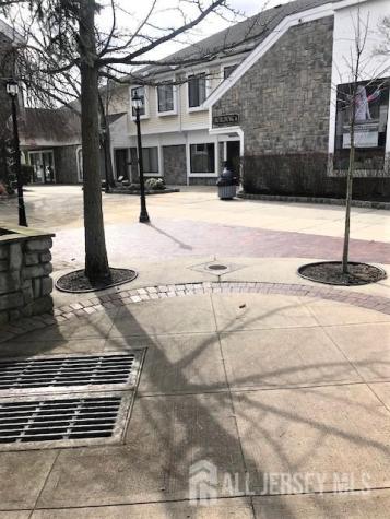 0-2-4-6 Towne Center Drive North Brunswick NJ 08902