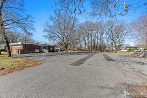 123 Dunhams Corner Road East Brunswick NJ 08816