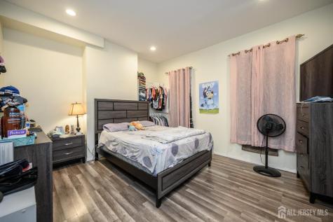 294 Orange Street Newark NJ 07103