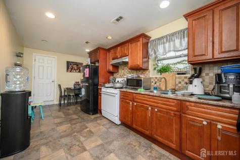 294 Orange Street Newark NJ 07103