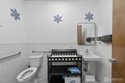 294 Orange Street Newark NJ 07103