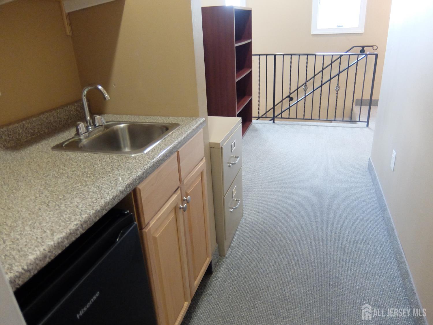 1076 State 18 Route East Brunswick NJ 08816