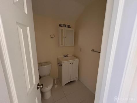 6 Moyse Place Edison NJ 08820