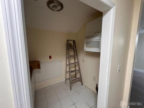 6 Moyse Place Edison NJ 08820