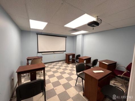 6 Moyse Place Edison NJ 08820