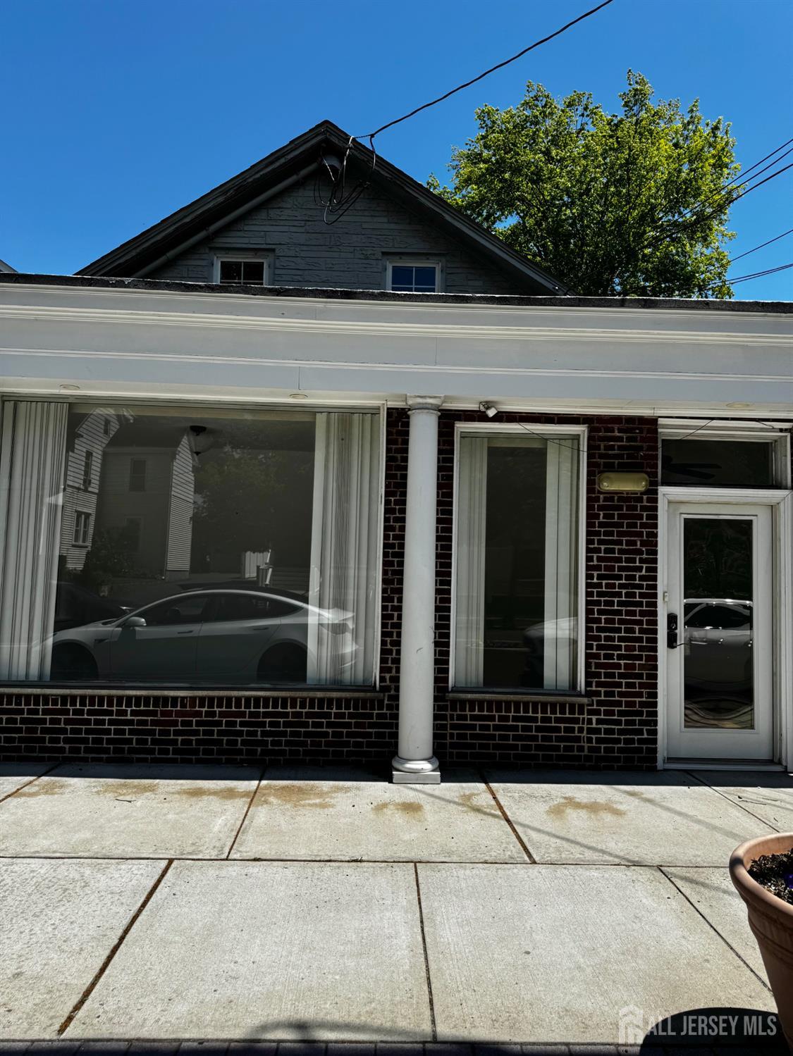 216 Main Street Metuchen NJ 08840