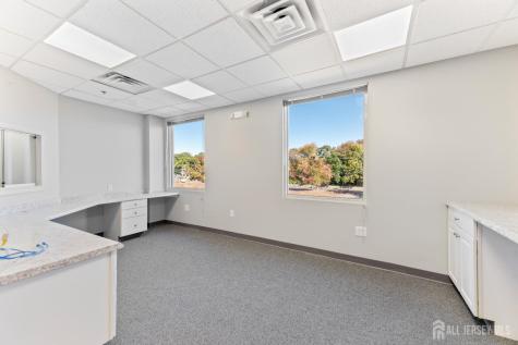 2477 516 Route Old Bridge NJ 08857