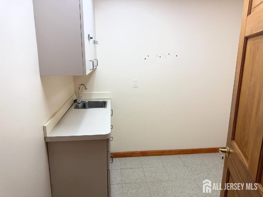 369 Applegarth Road Monroe NJ 08831
