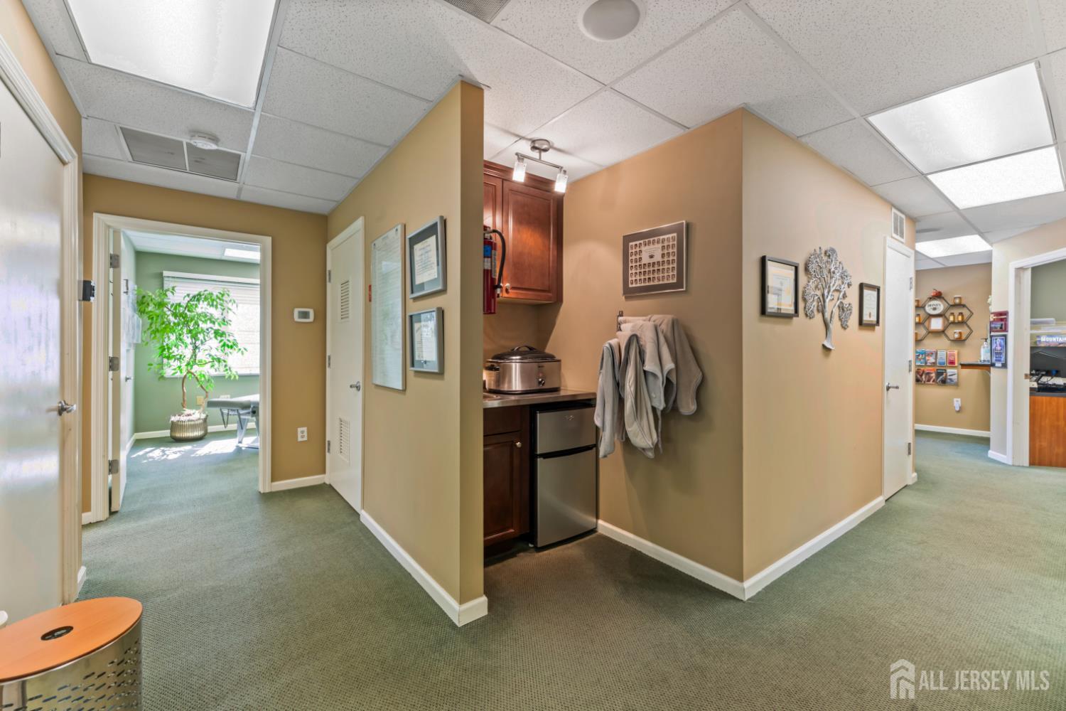 11 Clyde Road Franklin NJ 08873