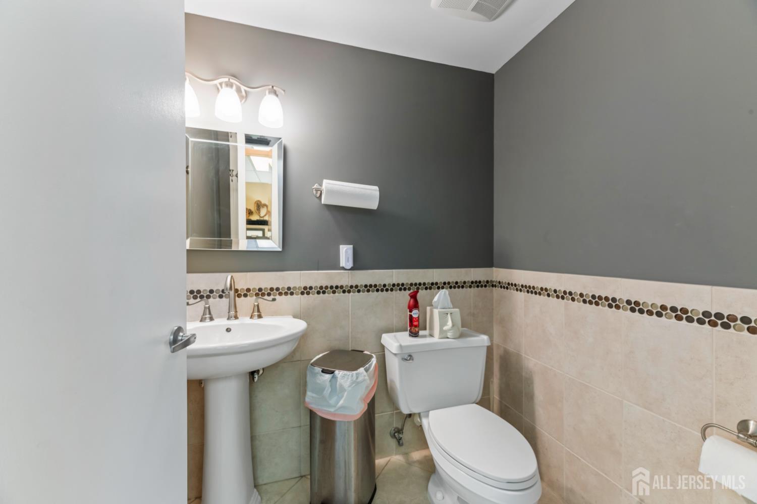 11 Clyde Road Franklin NJ 08873
