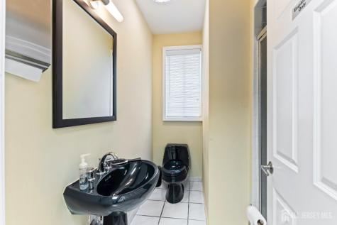 330 New Brunswick Avenue Fords NJ 08863