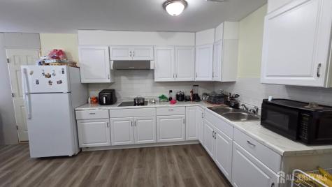 643 Georges Road North Brunswick NJ 08902