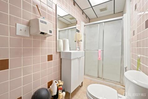 394 Pearl Street Woodbridge Proper NJ 07095