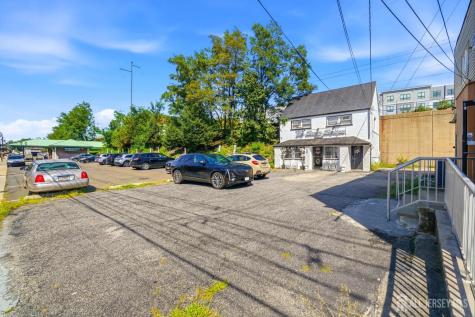 394 Pearl Street Woodbridge Proper NJ 07095