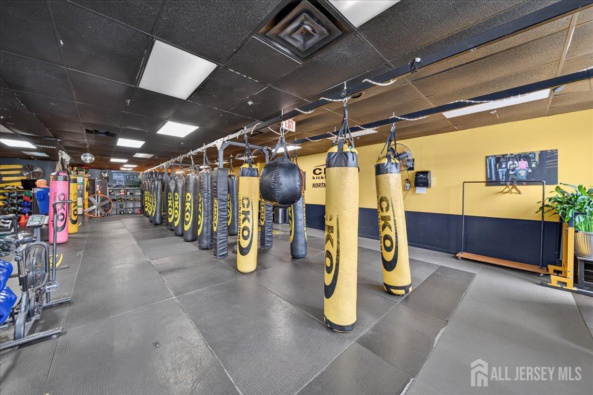 2182 Us - 130 Highway North Brunswick NJ 08902