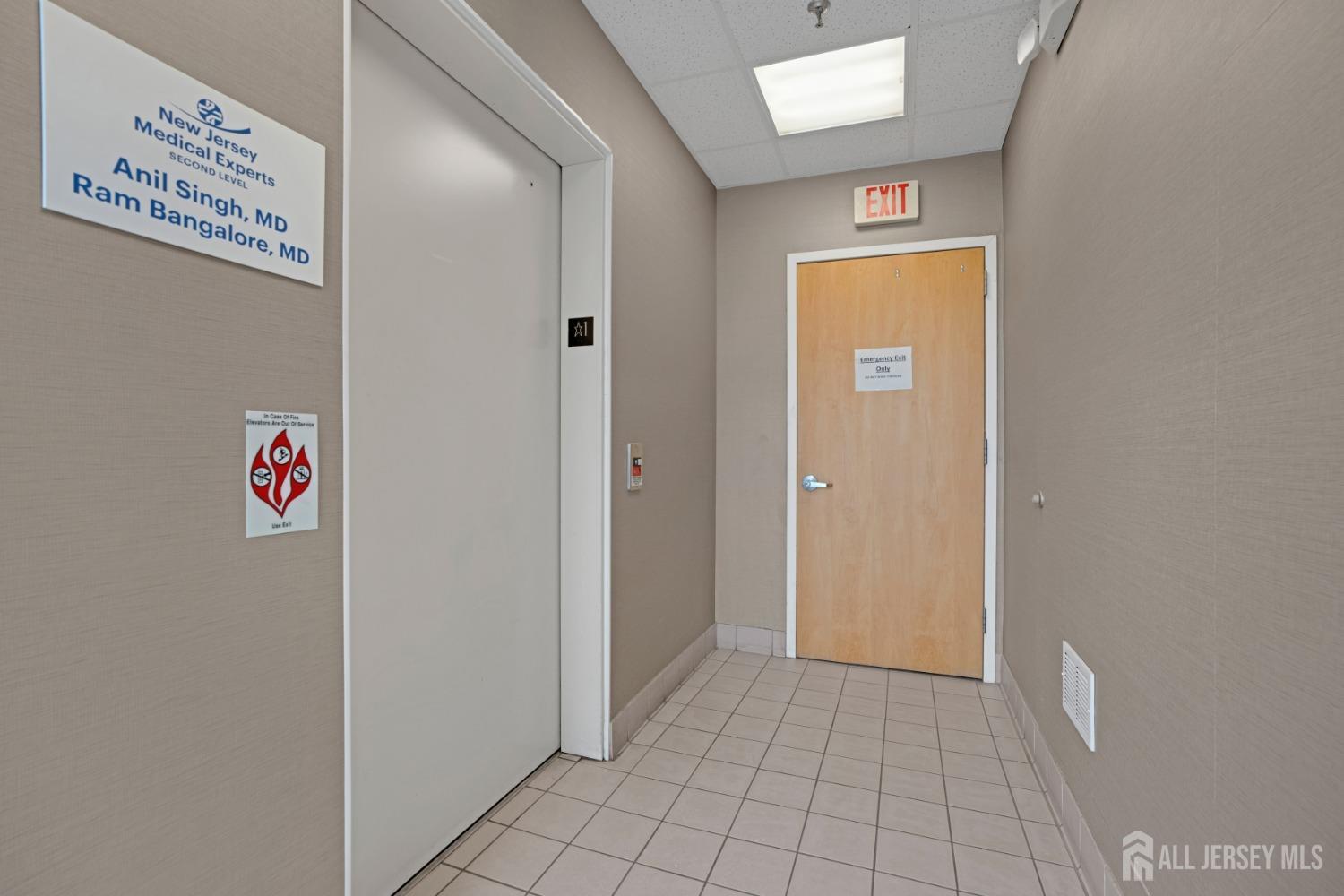 1740 Oak Tree Road Edison NJ 08820