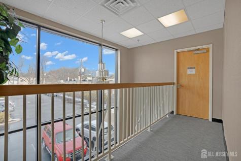 1740 Oak Tree Road Edison NJ 08820