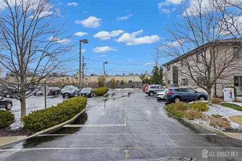 1740 Oak Tree Road Edison NJ 08820