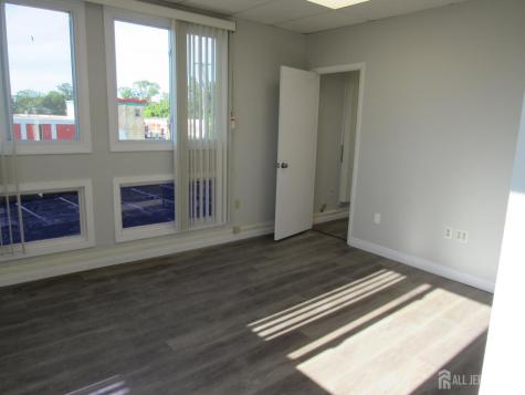 983 State Route 33 W Monroe NJ 08831