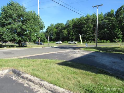 983 State Route 33 W Monroe NJ 08831