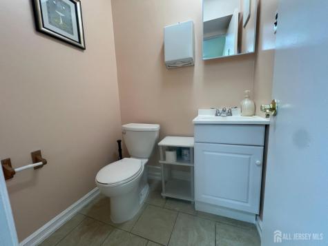 167 Main Street Woodbridge Proper NJ 07095