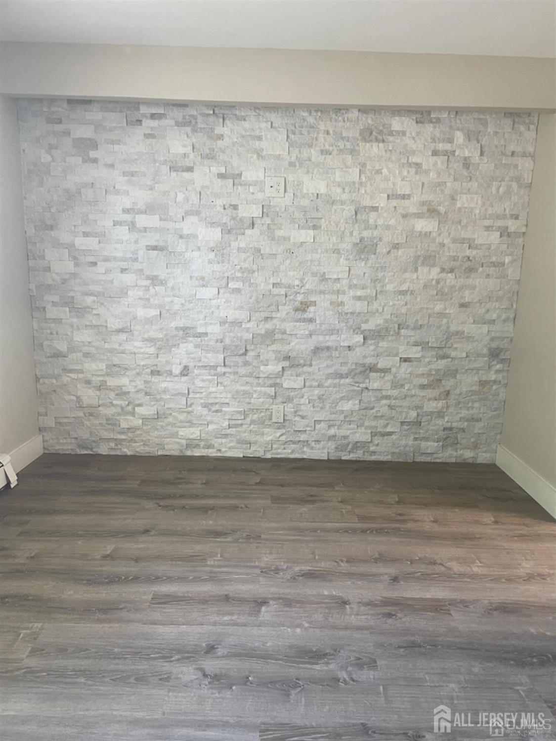 879 Upper Main Street South Amboy NJ 08879