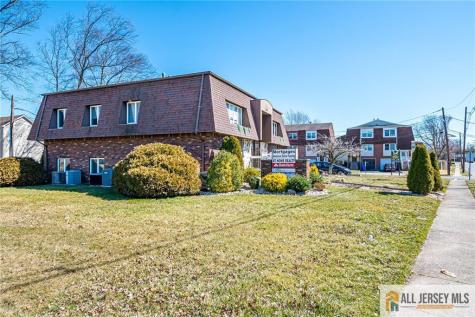894 Green Street Iselin NJ 08830