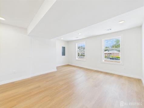 10 W Railroad Avenue W Jamesburg NJ 08831