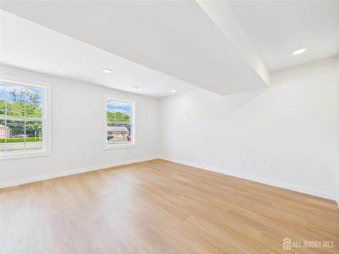 10 W Railroad Avenue W Jamesburg NJ 08831