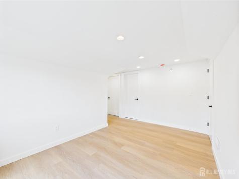 10 W Railroad Avenue W Jamesburg NJ 08831