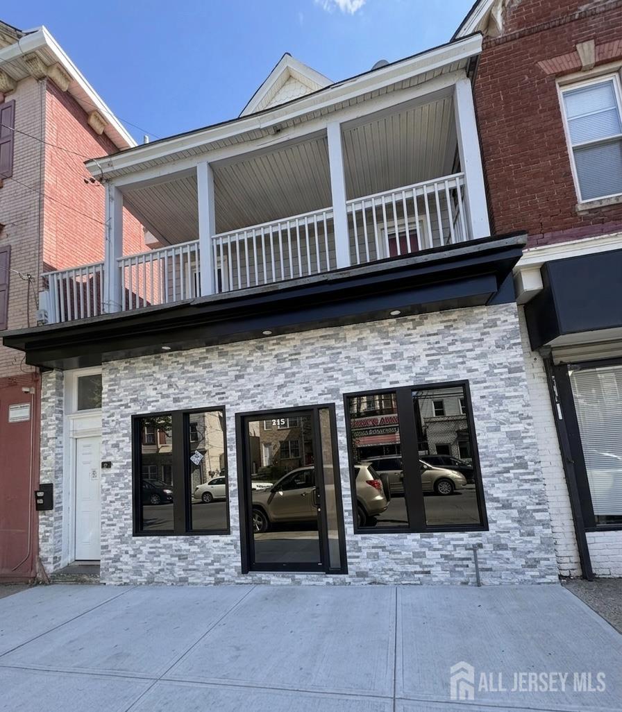 215 Hall Avenue Perth Amboy NJ 08861