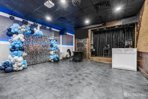 357 Us Highway 9 Manalapan NJ 07726