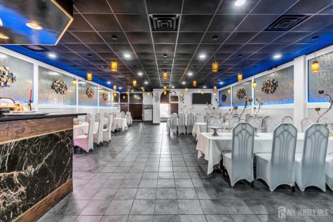 357 Us Highway 9 Manalapan NJ 07726