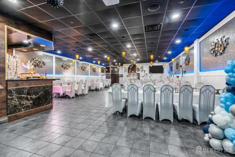 357 Us Highway 9 Manalapan NJ 07726