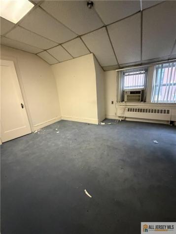 471 Lawrie Street Perth Amboy NJ 08861