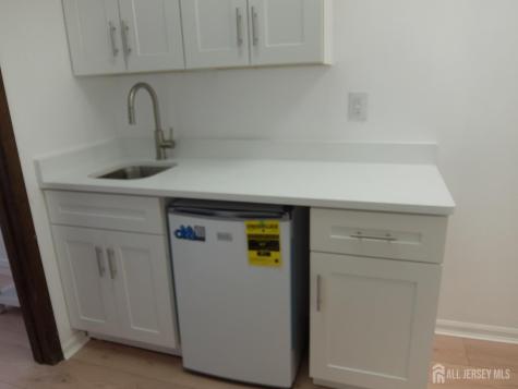 31 Stelton Road Piscataway NJ 08854