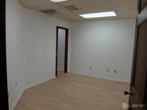 31 Stelton Road Piscataway NJ 08854