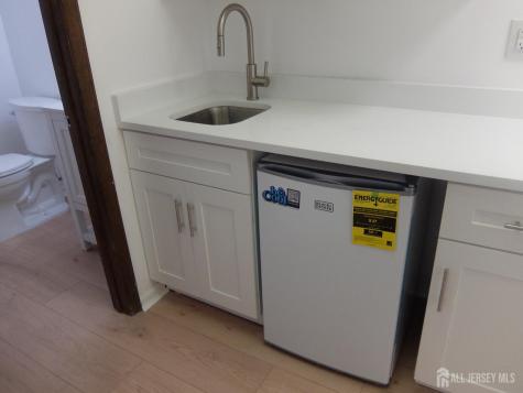 31 Stelton Road Piscataway NJ 08854
