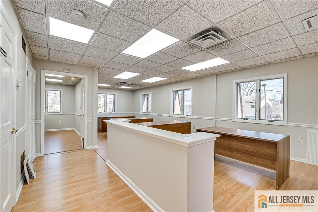 894 Green Street Iselin NJ 08830