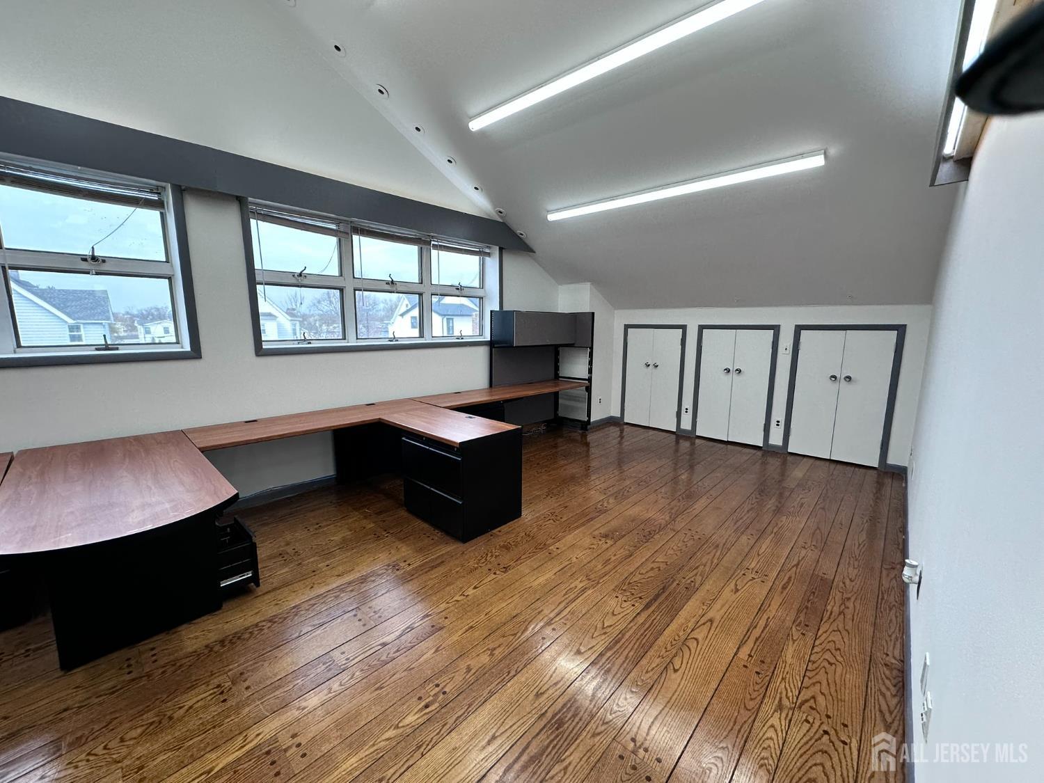 107 Stuyvesant Avenue Lyndhurst NJ 07071