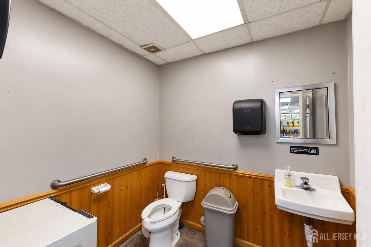 2119 Whitesville Road Toms River NJ 08755