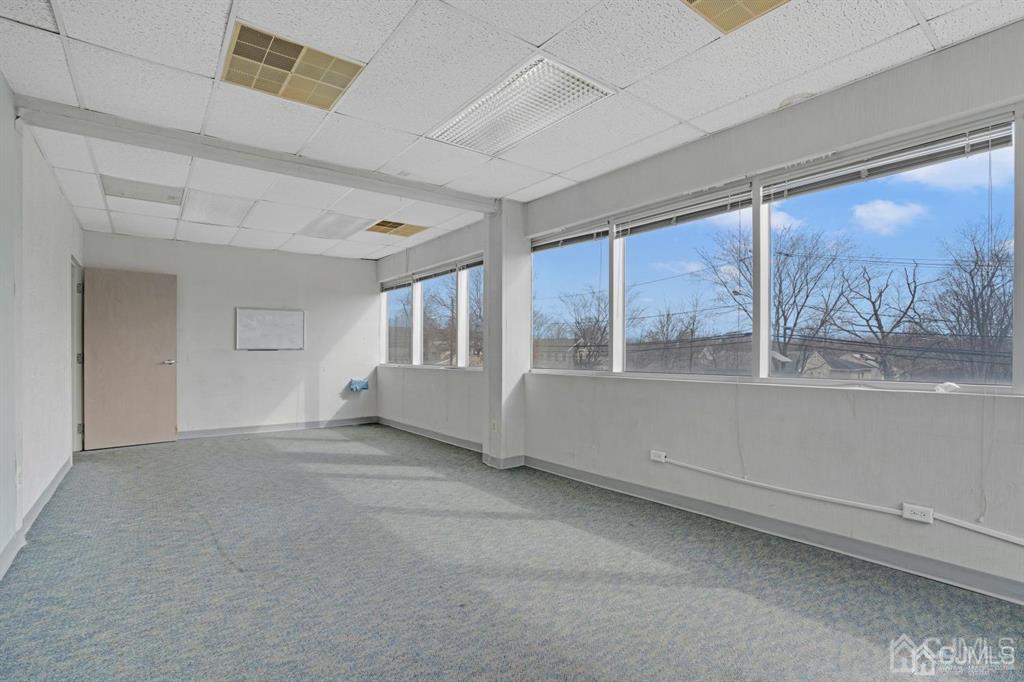 1656 Oak Tree Road Edison NJ 08820
