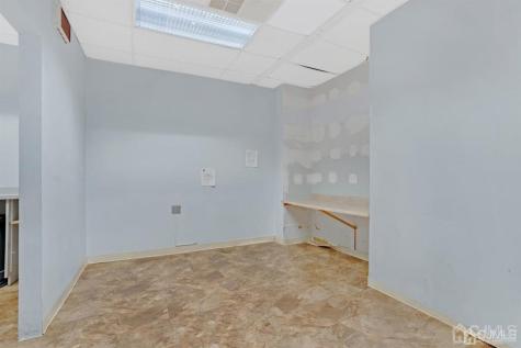1656 Oak Tree Road Edison NJ 08820