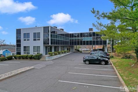 1656 Oak Tree Road Edison NJ 08820