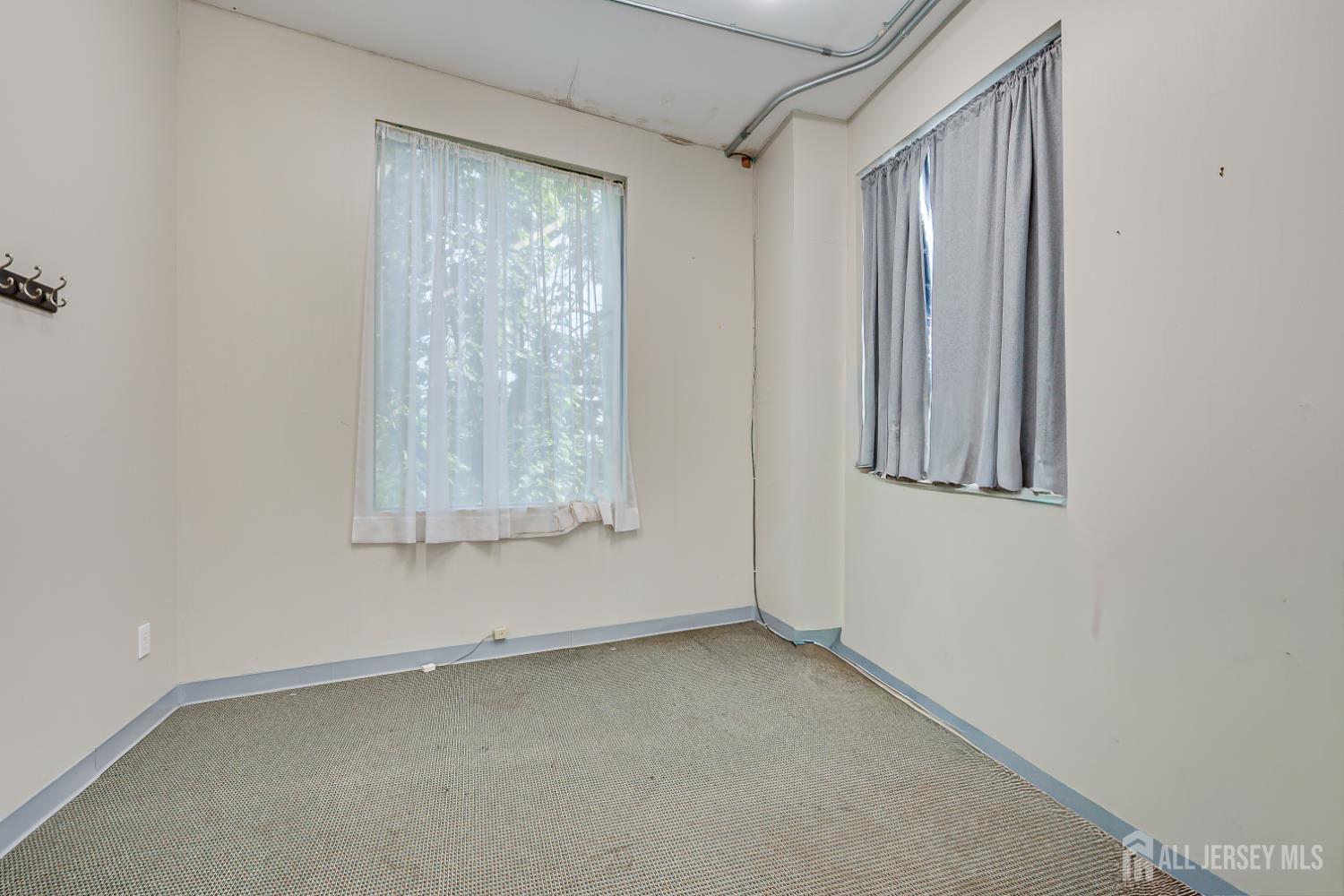 161 Lincoln Highway Edison NJ 08820