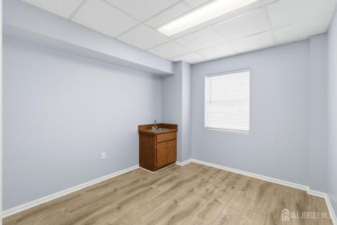764 Easton Avenue Franklin Twsp NJ 08873