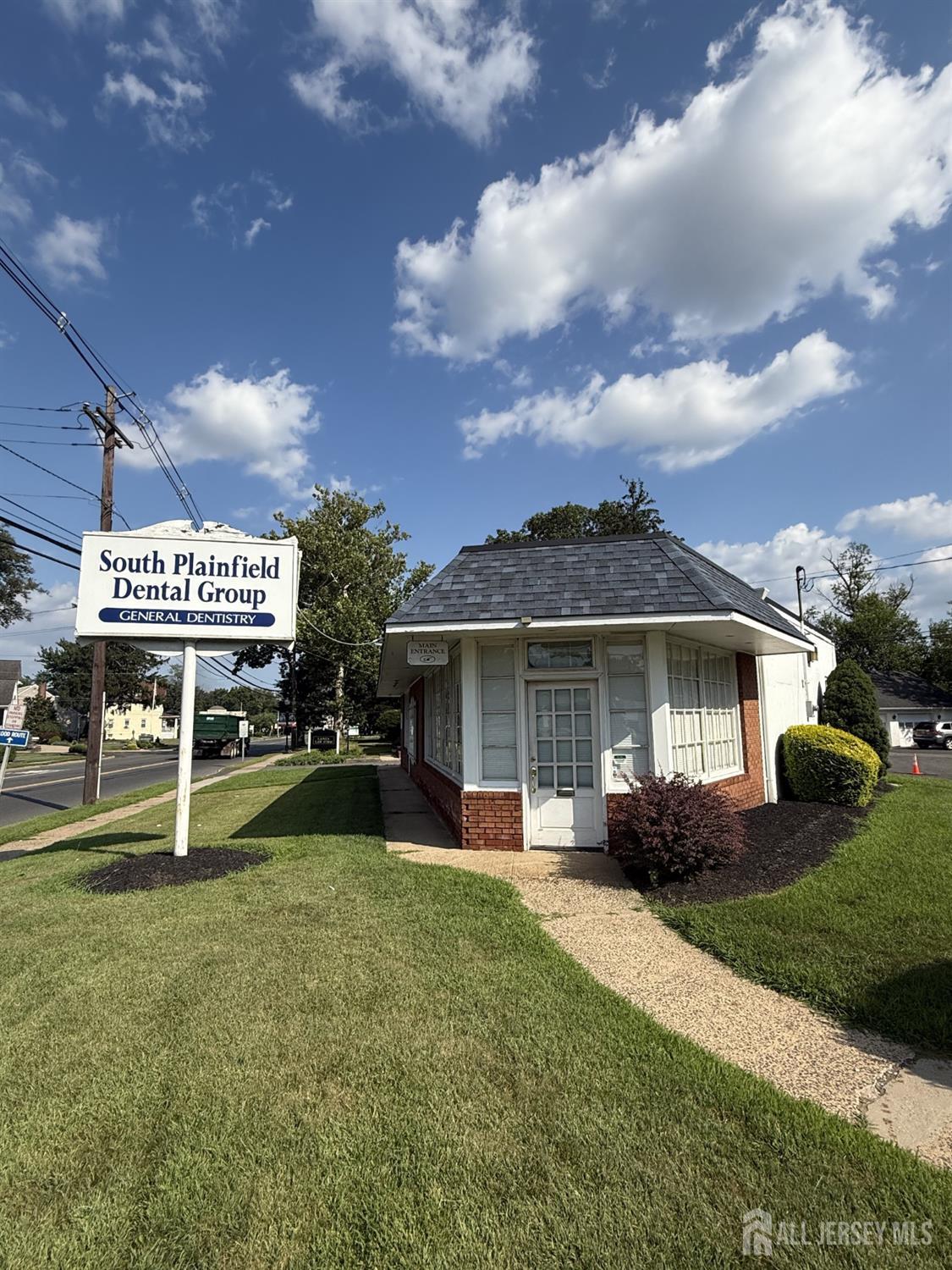 2412 Plainfield Avenue South Plainfield NJ 07080