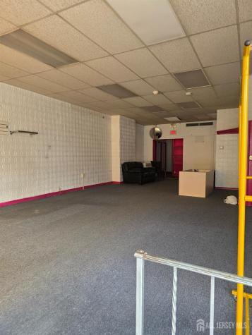 88 Main Street Woodbridge Proper NJ 07095