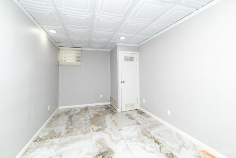 239 Avenel Street Avenel NJ 07001